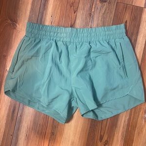 Women’s shorts